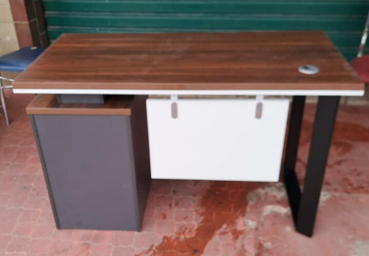 Bureau Bureau